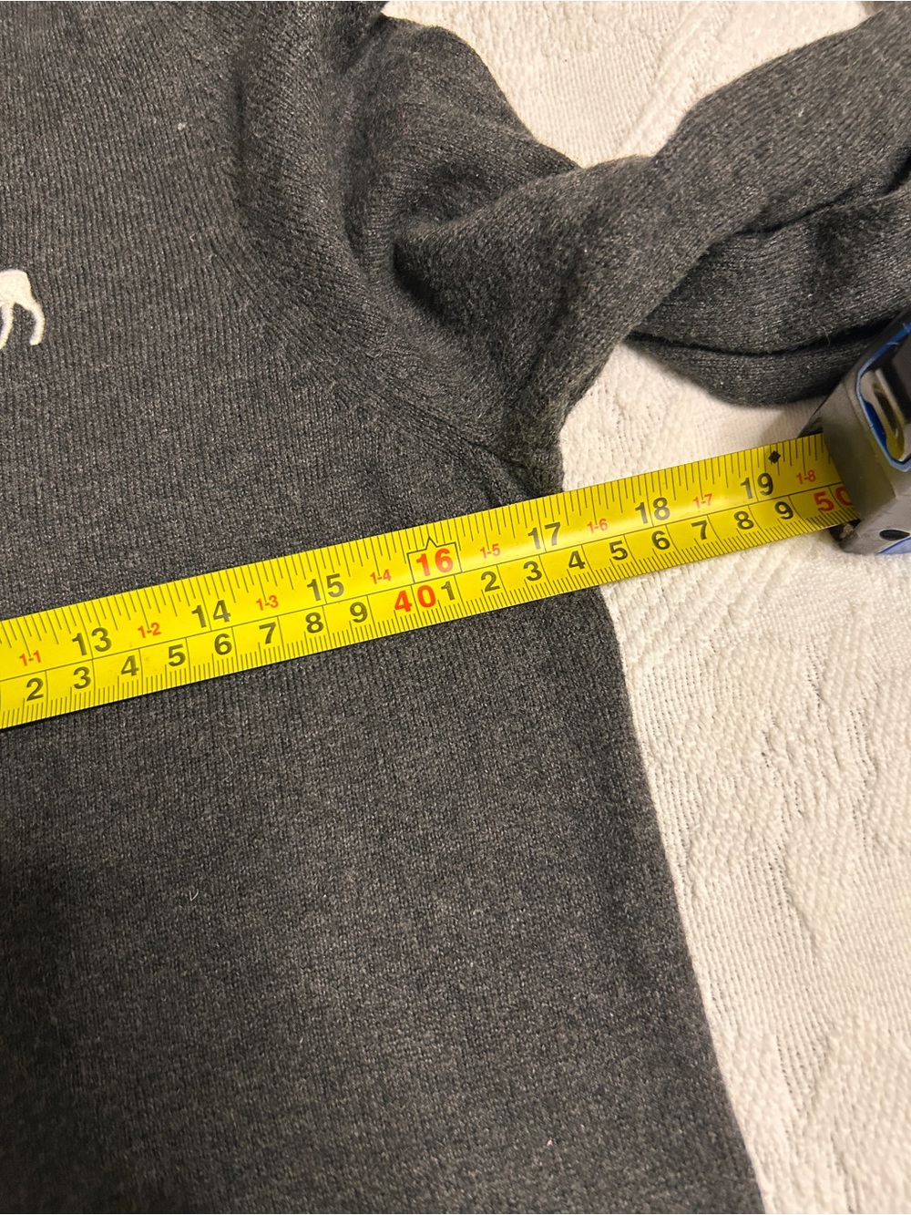 Abercrombie & Fitch Woman’s Medium Dark Charcoal V-Neck Sweater Y2K 90’s Preppy - Picture 6 of 10